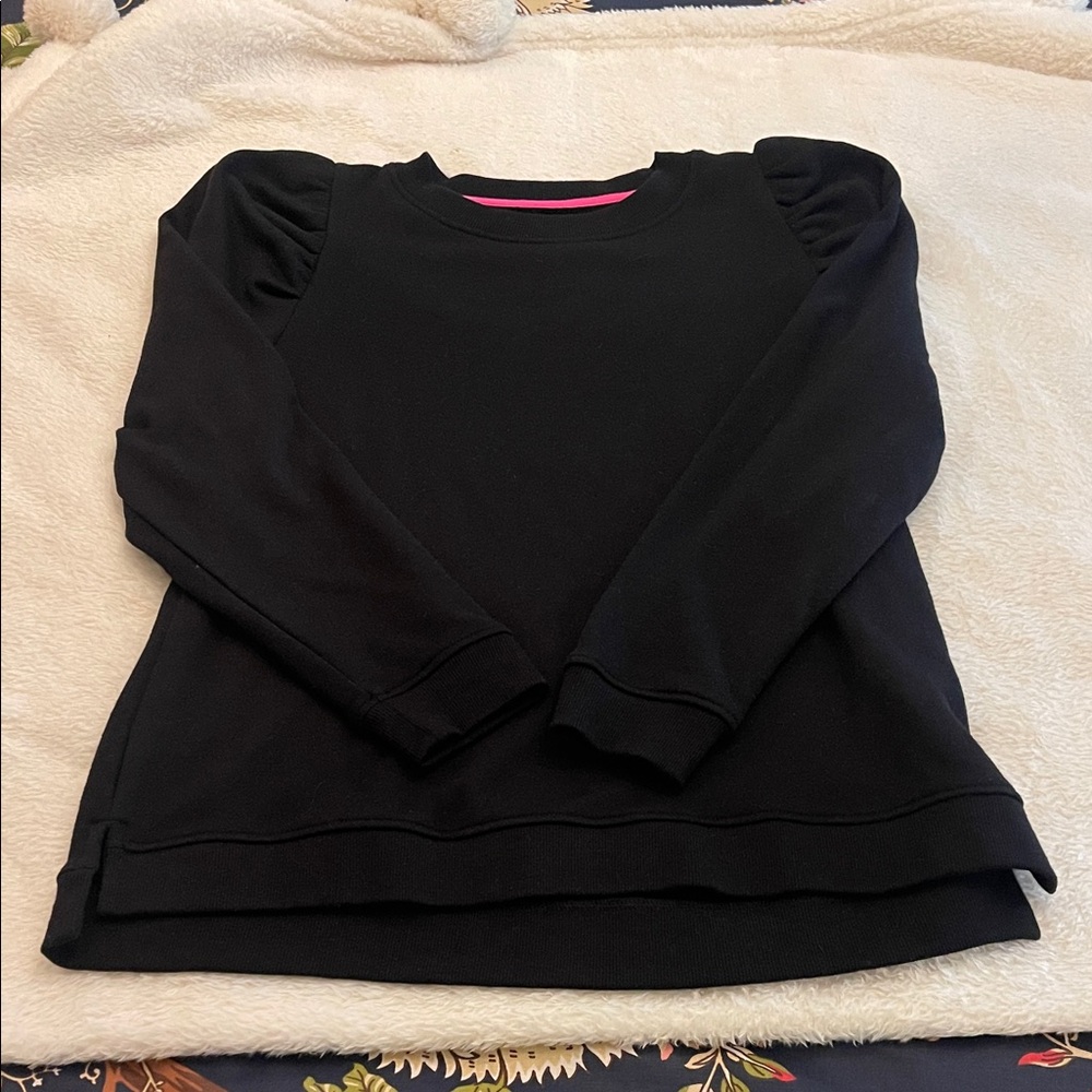 Crown and Ivy puff shoulder sweatshirt